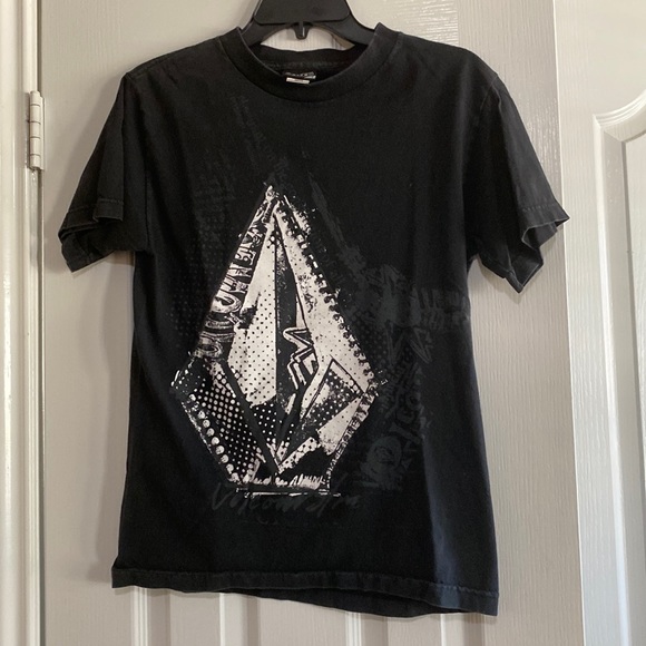 Volcom shirt - Picture 1 of 4